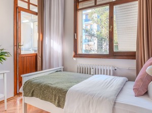 Bagdat Street | Goztepe
