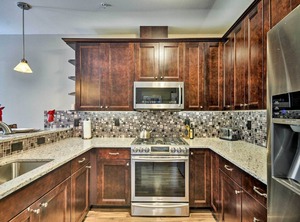 Vancouver Townhome St | Hough