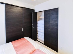 Momo Premium | Odori
