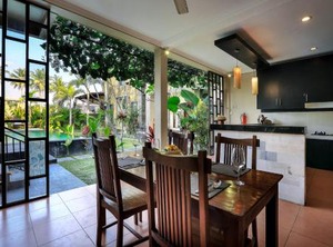 Nang Ade Villa | Melayang