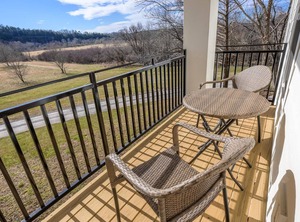 Nature Lodge Hiwassee River | Calhoun
