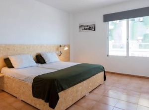 Neighbours Beach Magaluf | Calvia