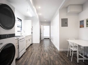 Deck | East Flushing