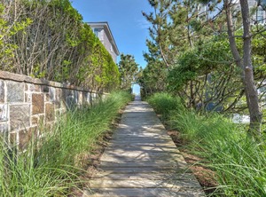 Renovated Bayside Sunroom Deck | Westhampton Beach