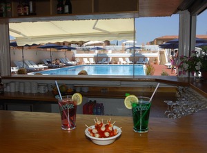 Pers The Beach Heated Tennis | Les Bormettes