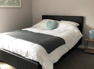 No Inn | Newark