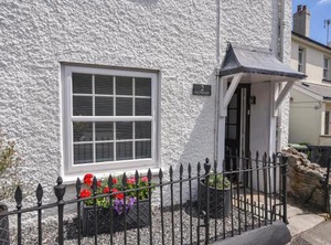 Nutwood | Charmouth