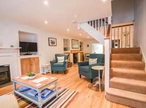 Nutwood | Charmouth