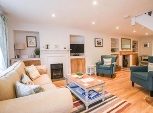Nutwood | Charmouth