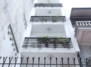 Nyt Tay Ho | Quang An