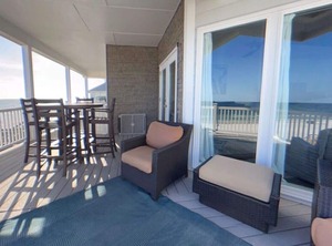 Ocean Air Upper West Beach Beachfront | Chivas Bluff
