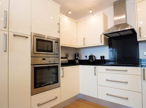 Ocean Breeze Ilfracombe | Hele