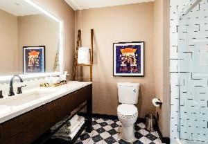 Origin Rocks Wyndham Hotel | Golden