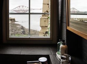 Orocco | South Queensferry