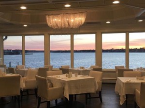 Oyster Point Hotel | Red Bank