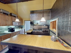 Pack Creek Lodge | Spanish Valley
