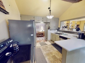 Pack Creek Lodge | Spanish Valley