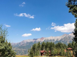 Palmyra Pines | Mountain Village