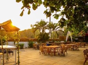 Pleasure River | Morjim