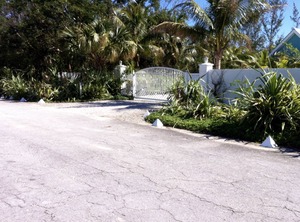 Paradise Of White Sandy Beach Turquoise Sea Secure | Freeport