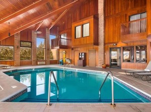 Grove City Inn | Grove City