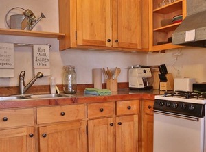 Peace Serenity Mountain An Cattle Ranch | Emigrant