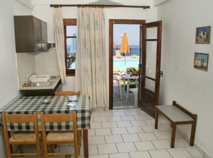 Pennystella | Agia Pelagia