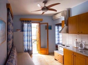 Pension Dimitra | Votsi