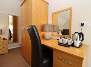 Pettifers Hotel | Crudwell