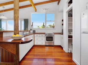 Piha | New Lynn