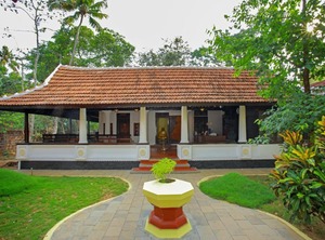 Pna Resort | Kodungallur