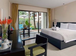 Door Pas | Khao Lak