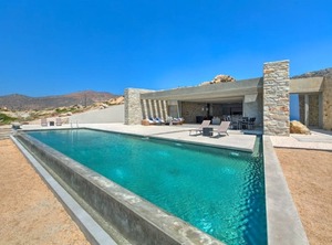Bedrooms Mylo Villa | Milopotas