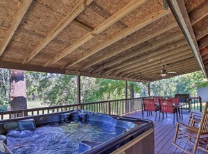Riverfront Ozark Mountain | Boswell