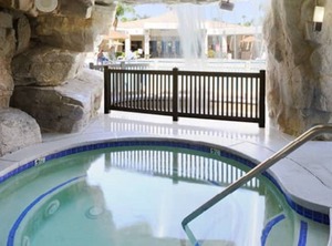 Palm Canyon Resort | Canyon Corridor