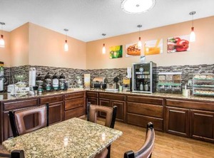 Quality Inn Dubuque | Dubuque