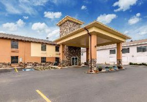 Quality Inn Newton | Newton