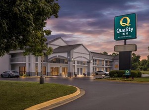 Quality Inn Fort Campbell | Oak Grove
