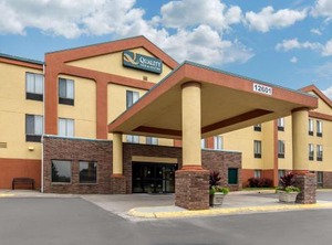 Quality Inn Suites Lenexa Kansas City | Lenexa
