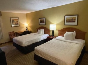 Quality Inn | Saginaw