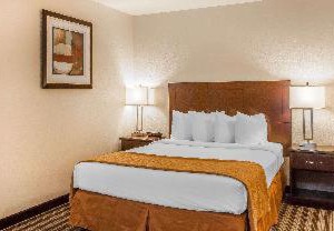 Quality Inn Suites Vancouver | Hazel Dell South
