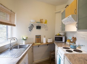 Cottage Amble | Amble