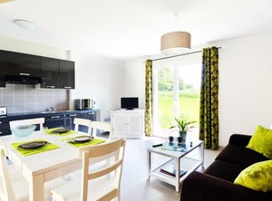 Résidence Domaine Des Mauriers Person | La Guymauviere-La Hulotais-La Bourelais