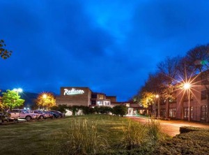 Radisson Hotel Corning | Gaffer District