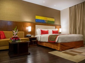Ramada Plaza | Paud