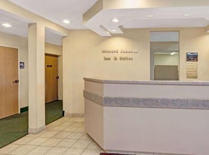 Howard Johnson | Elk Grove Village