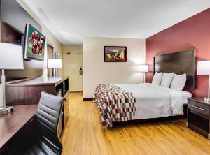 Red Roof Inn Forsyth | Forsyth