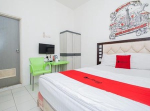Reddoorz Stan | Pondok Aren