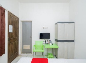 Reddoorz Stan | Pondok Aren