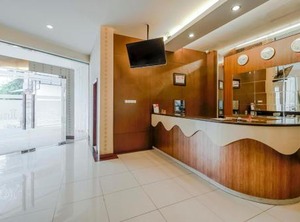 Reddoorz Karebosi | Makassar